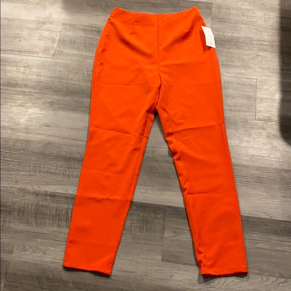 Red two piece set - Picture 4 of 5